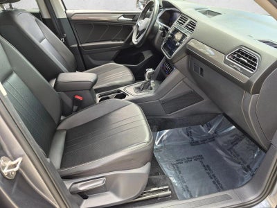 2022 Volkswagen Tiguan 2.0T SE FWD
