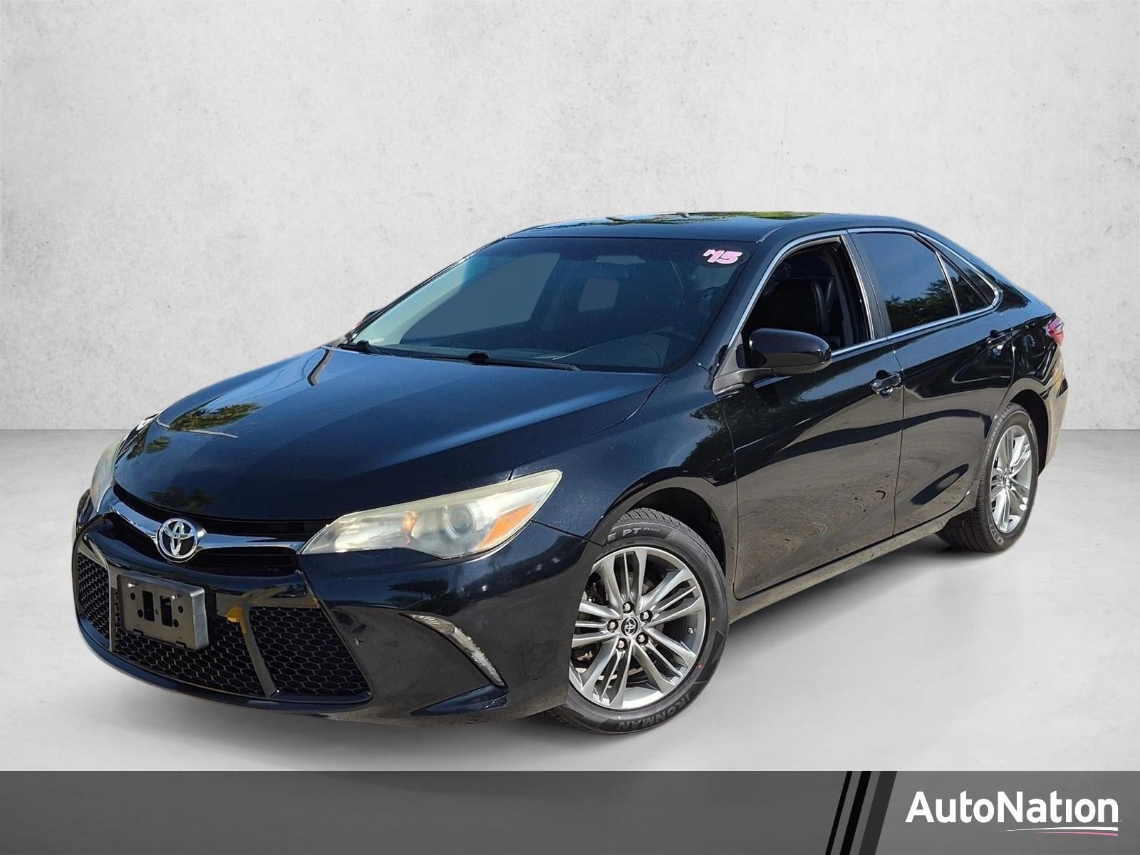 2015 Toyota Camry 4dr Sdn I4 Auto SE (SE)