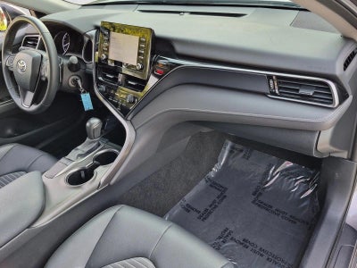 2024 Toyota Camry SE Auto (SE)