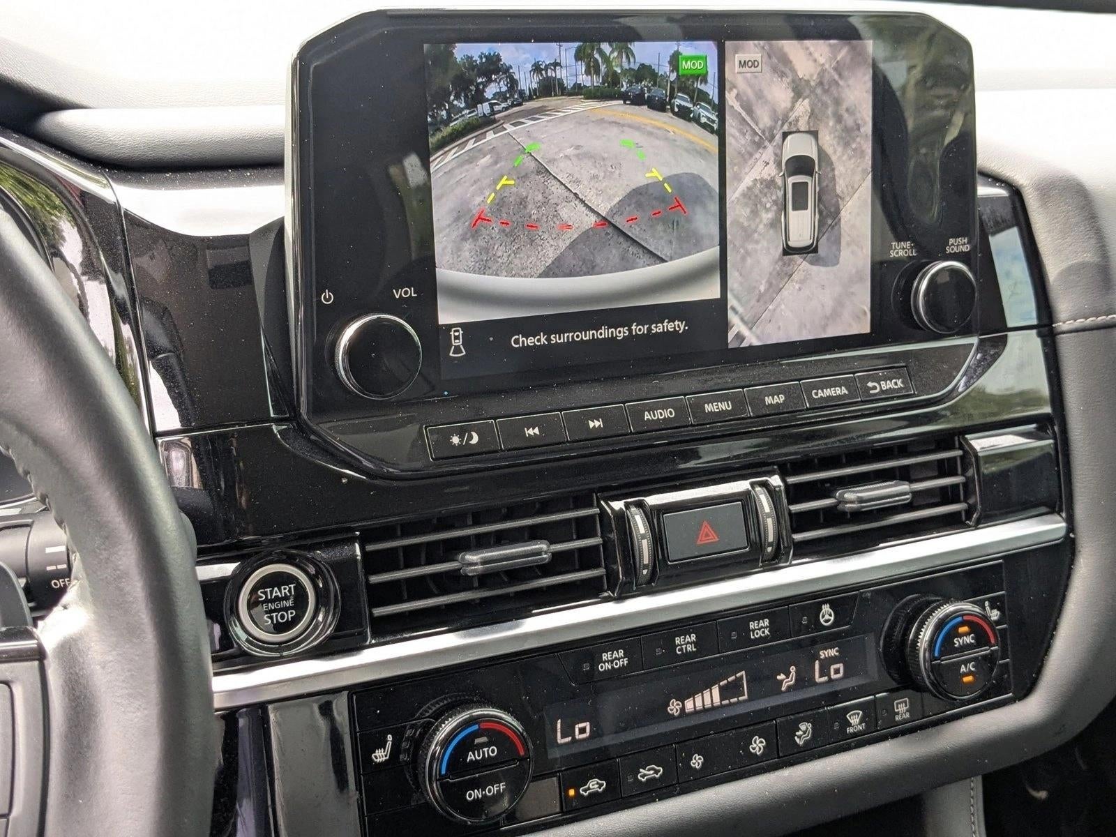 2024 Nissan Pathfinder SL 2WD