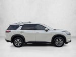 2024 Nissan Pathfinder SL 2WD
