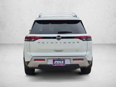 2022 Nissan Pathfinder SL 2WD