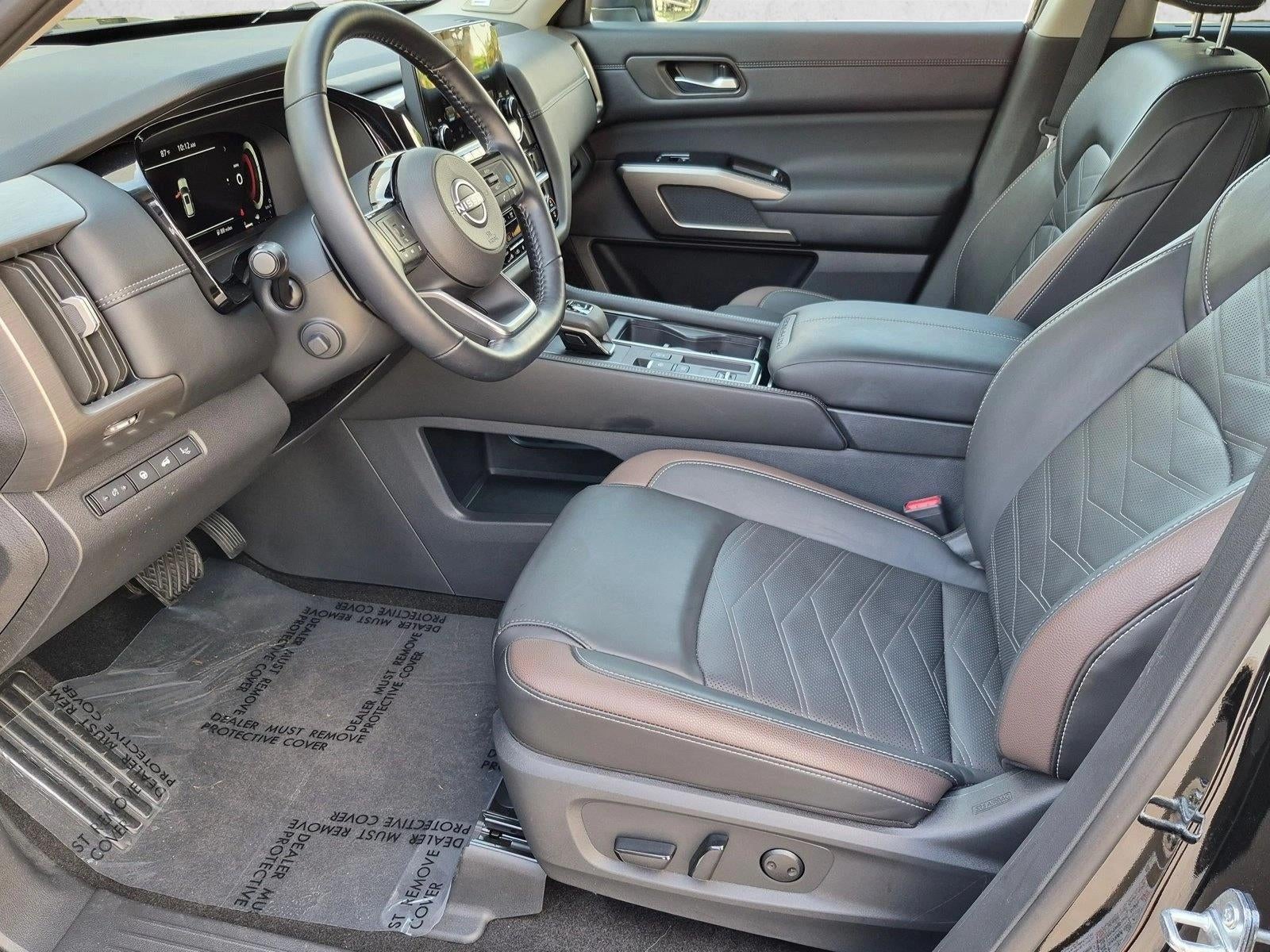 2025 Nissan Pathfinder Platinum 2WD