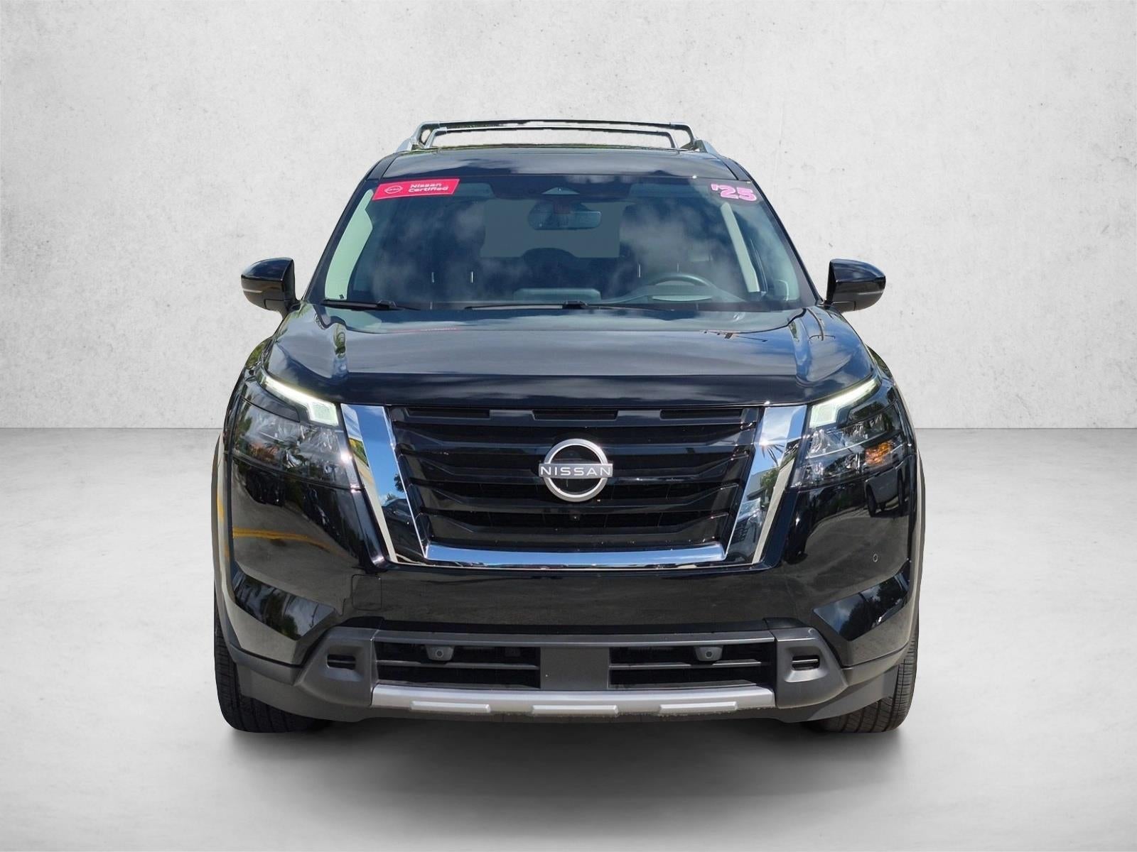 2025 Nissan Pathfinder Platinum 2WD