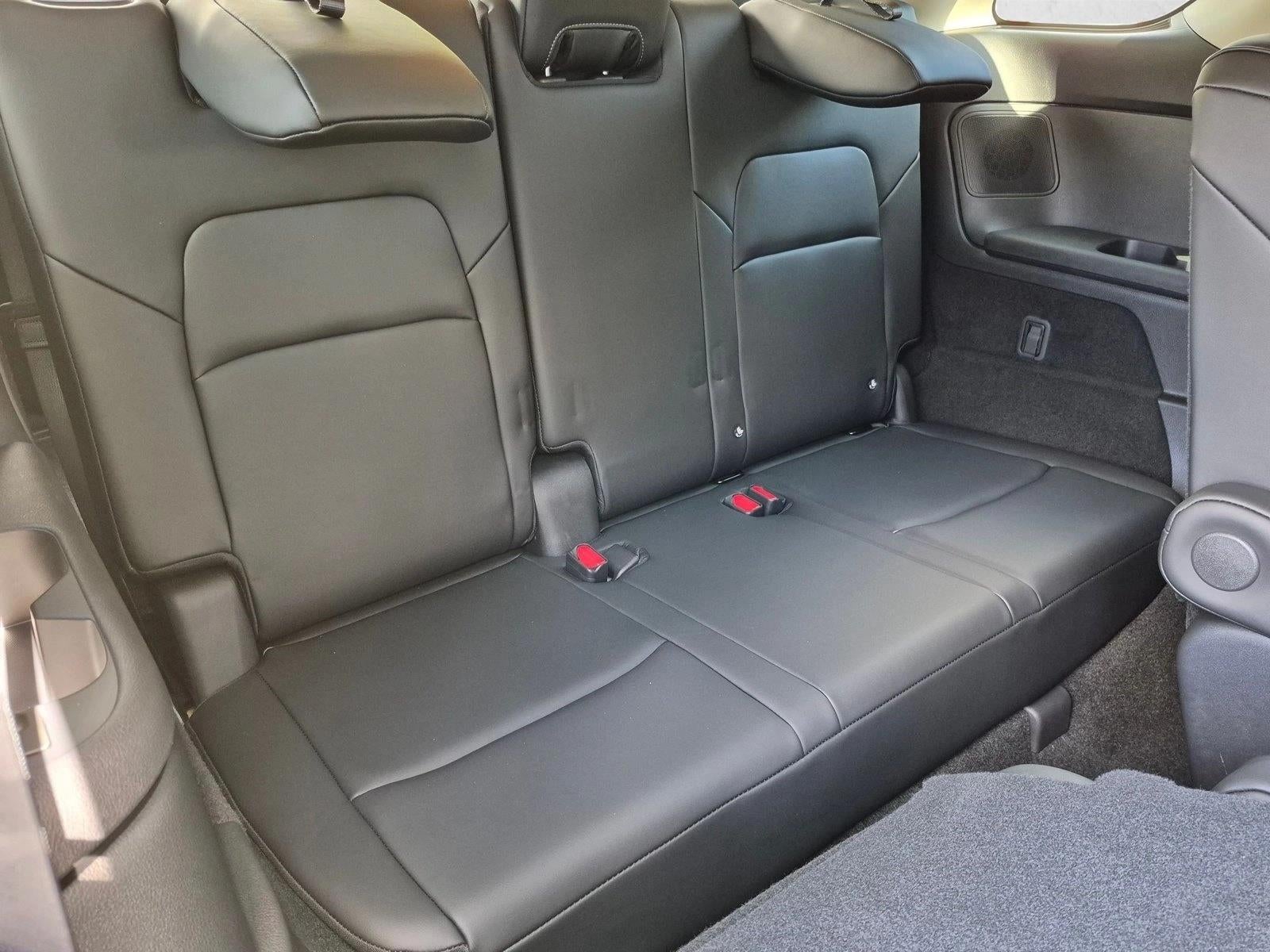 2025 Nissan Pathfinder Platinum 2WD