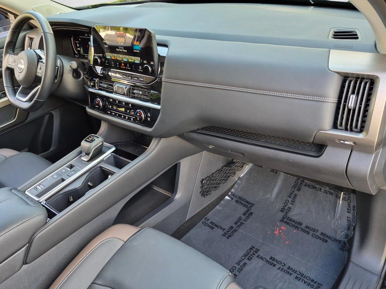 2025 Nissan Pathfinder Platinum 2WD