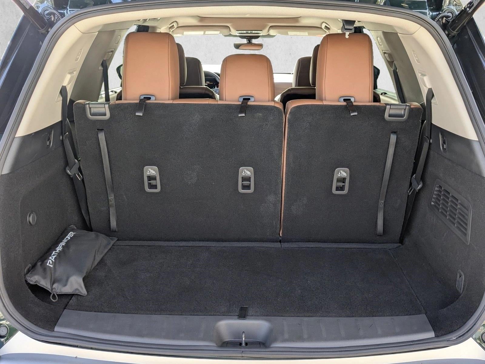 2023 Nissan Pathfinder Platinum 4WD
