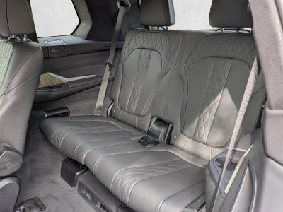 2021 BMW X7 xDrive40i Sports Activity Vehicle