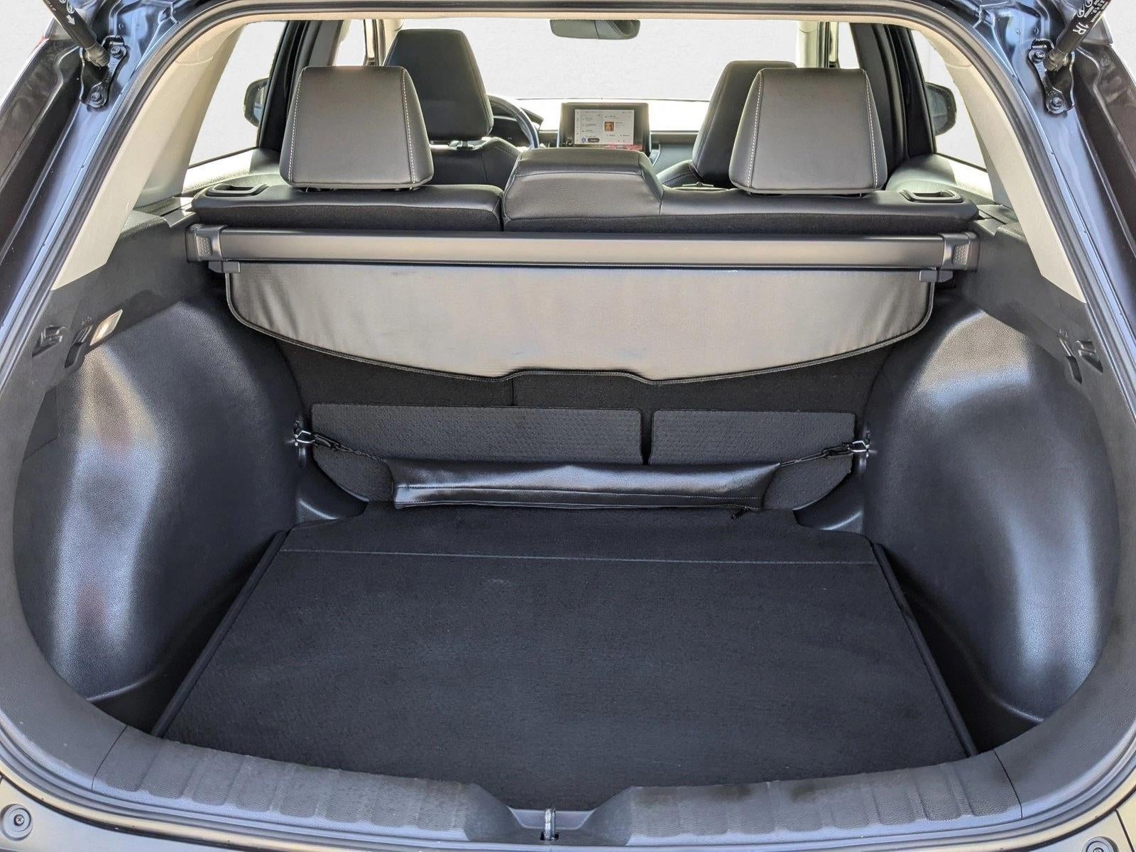 2023 Toyota Corolla Cross XLE 2WD (Natl)