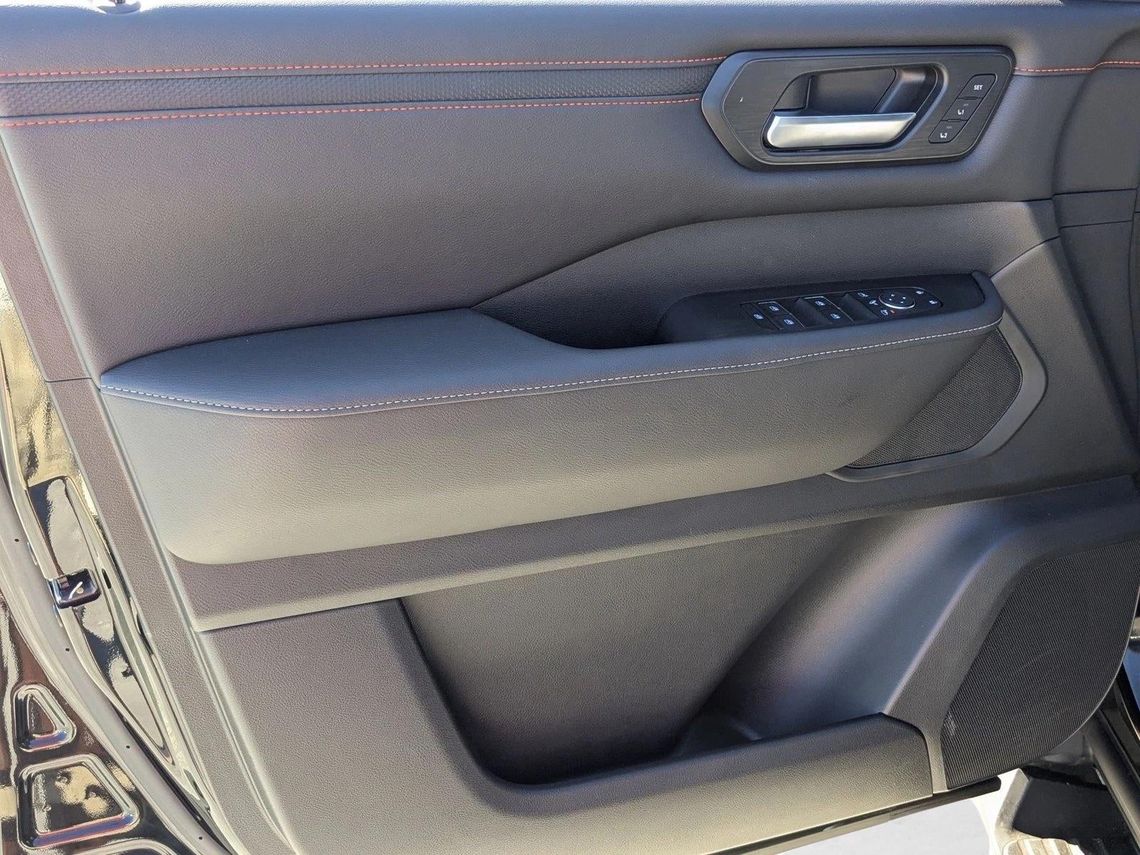 2025 Nissan Armada 4x4 PRO-4X