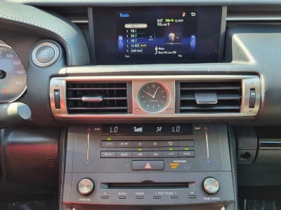 2016 Lexus IS Turbo 4dr Sdn