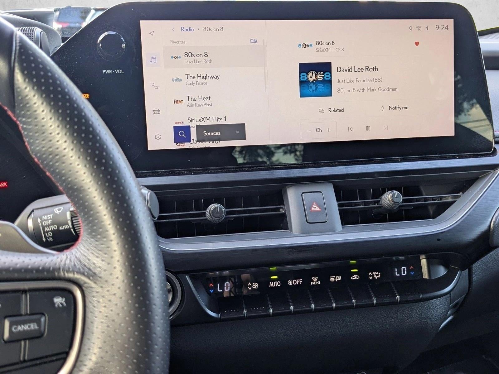 2023 Lexus UX 250h F SPORT Handling FWD