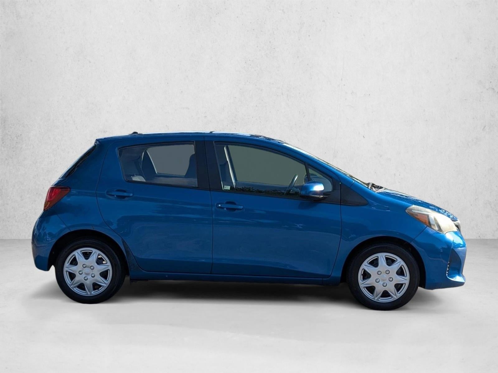 2017 Toyota Yaris 5-Door L Auto (Natl)