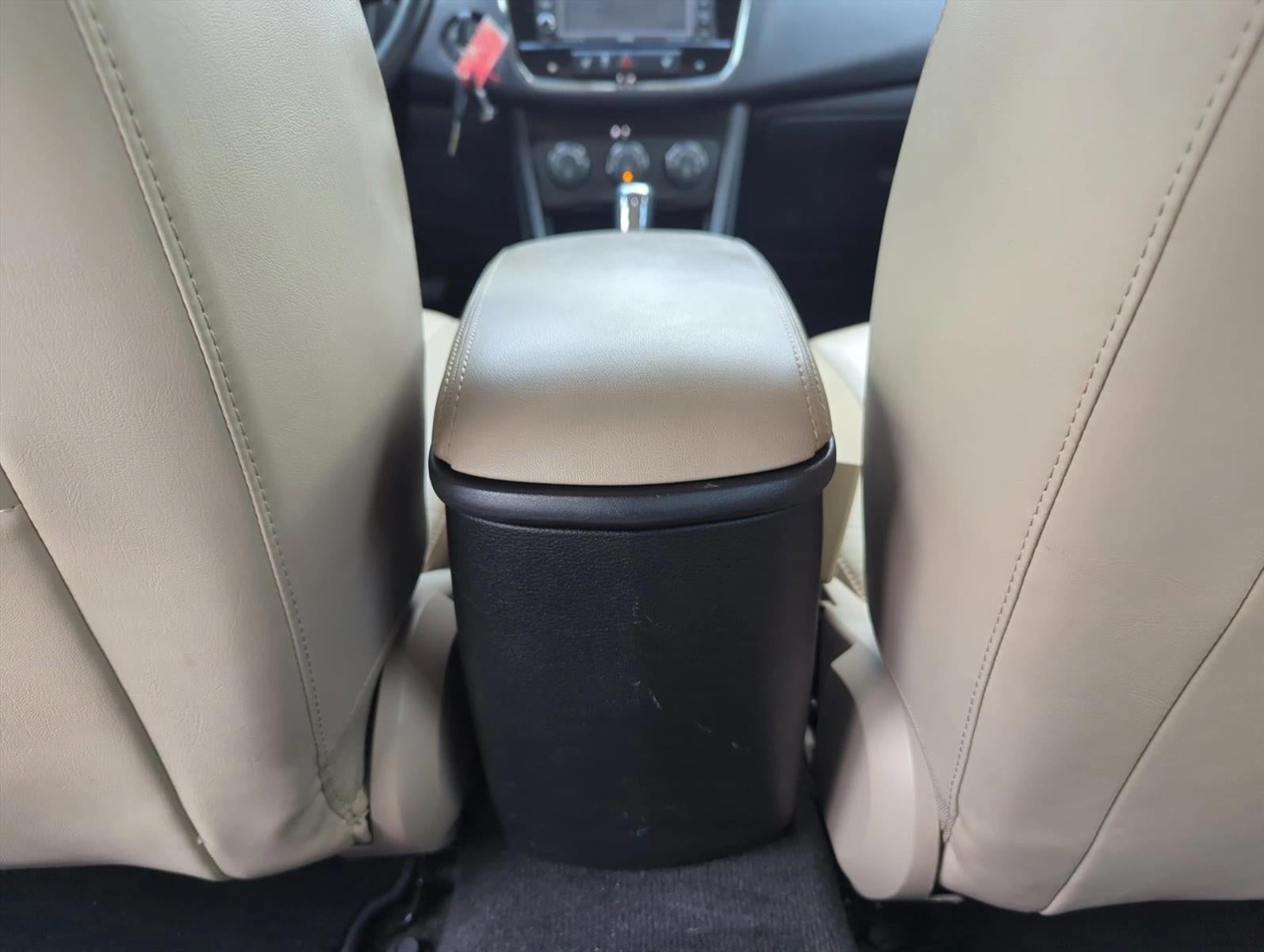 2011 Chrysler 200 4dr Sdn Limited