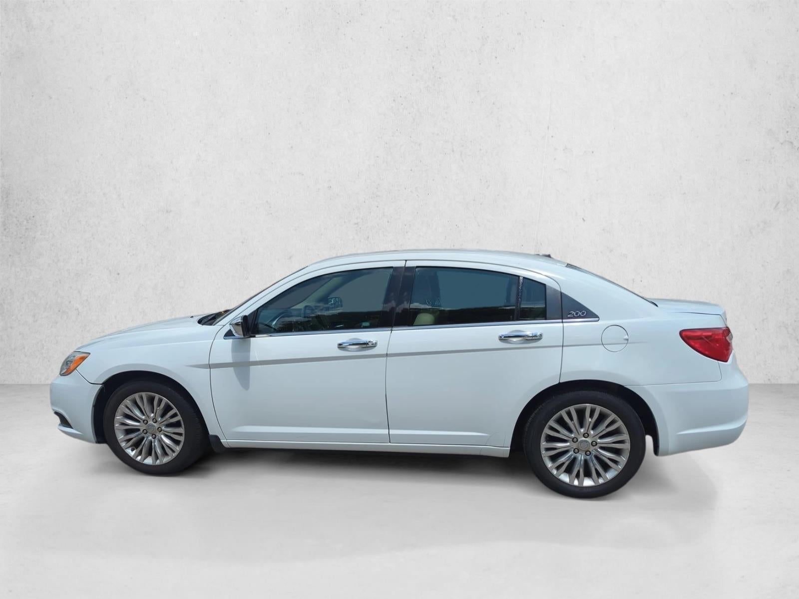2011 Chrysler 200 4dr Sdn Limited