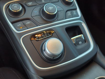 2015 Chrysler 200 4dr Sdn Limited FWD