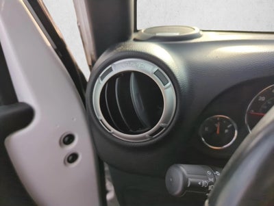 2016 Jeep Wrangler 4WD 2dr Sahara