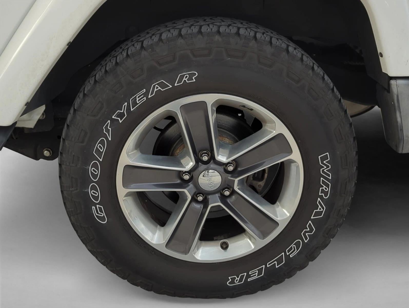 2016 Jeep Wrangler 4WD 2dr Sahara