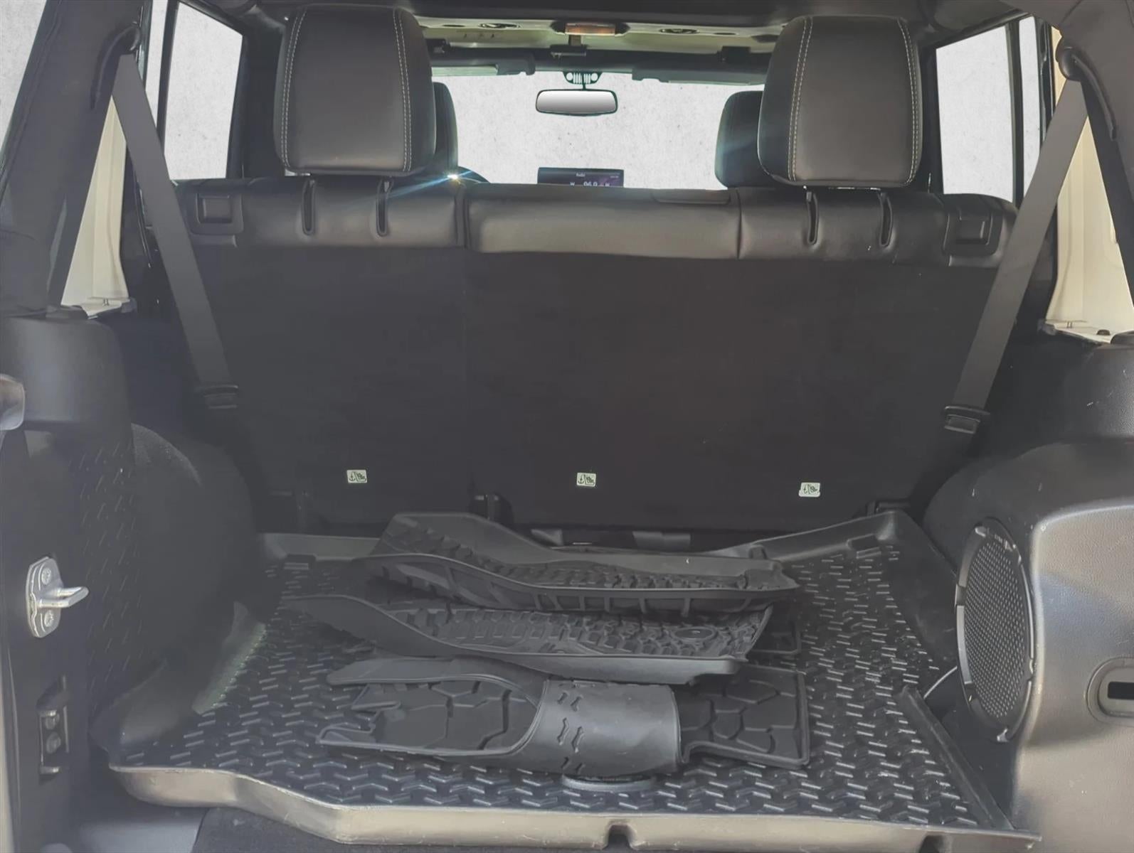 2014 Jeep Wrangler Unlimited 4WD 4dr Rubicon X