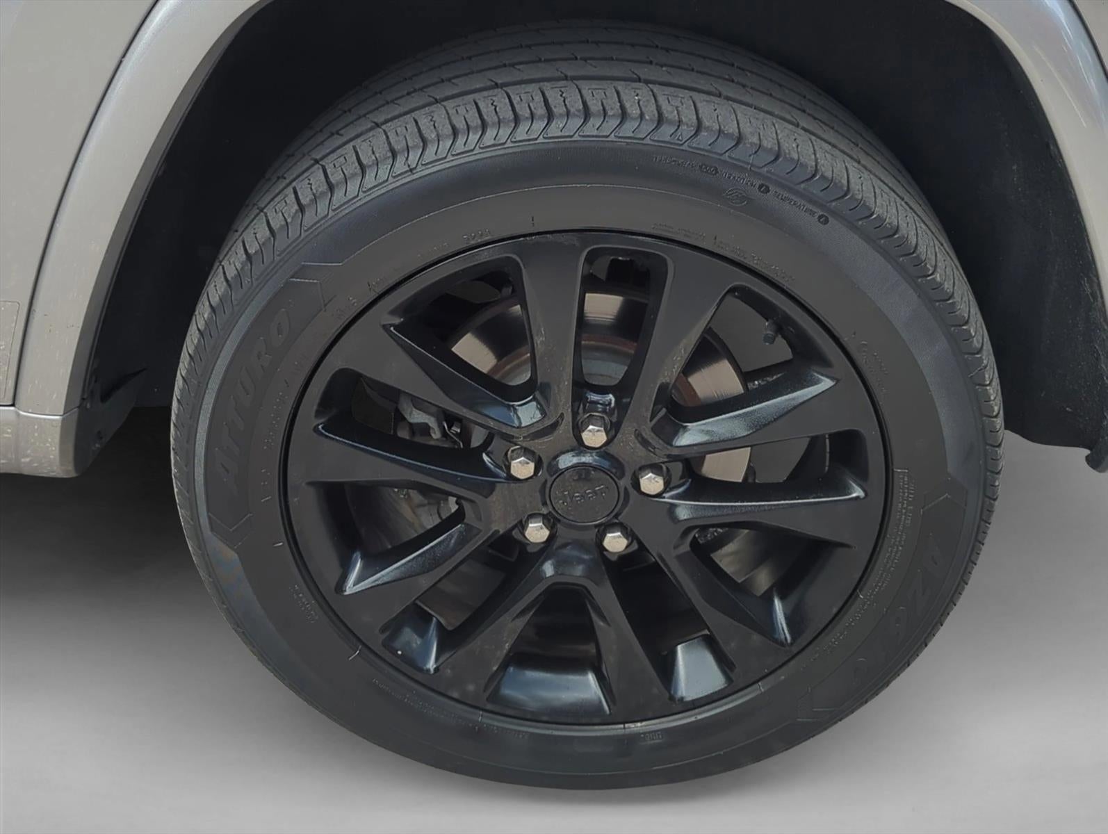 2020 Jeep Grand Cherokee Altitude 4x2