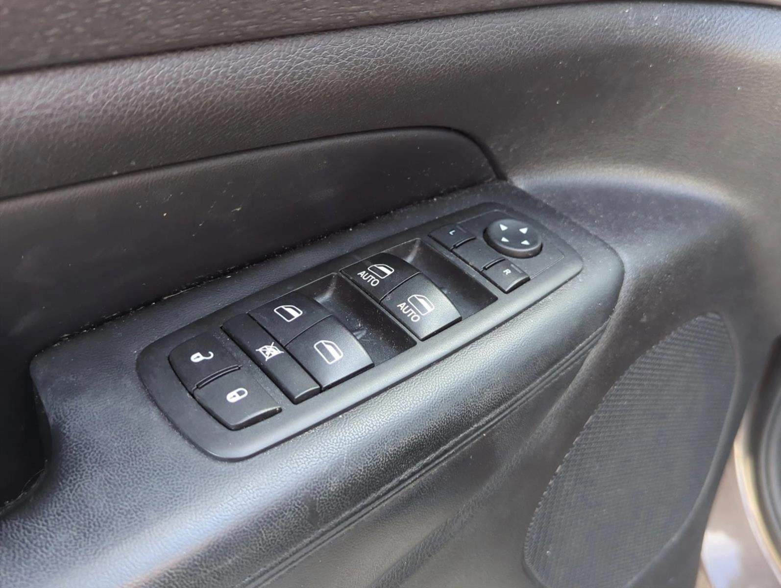 2017 Jeep Grand Cherokee Laredo 4x4