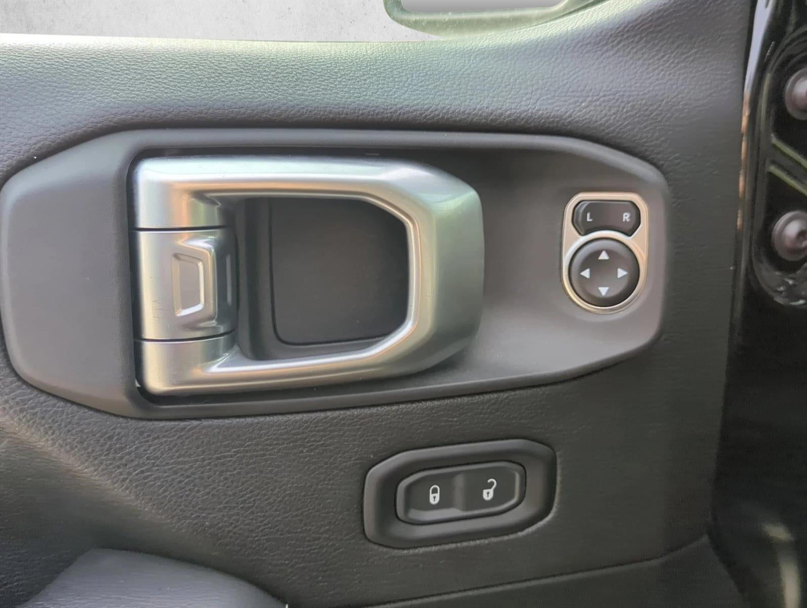 2020 Jeep Gladiator Overland 4x4