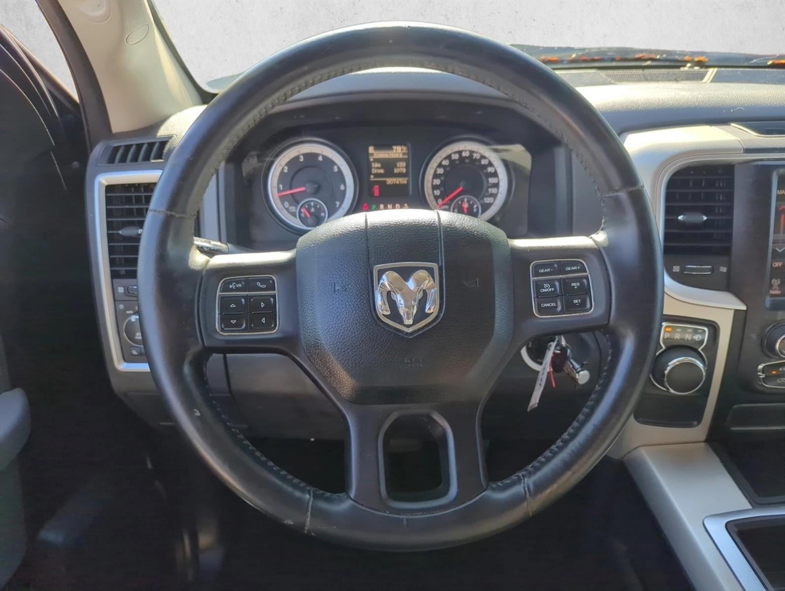 2015 RAM 1500 2WD Crew Cab 5.7 Ft Box Big Horn