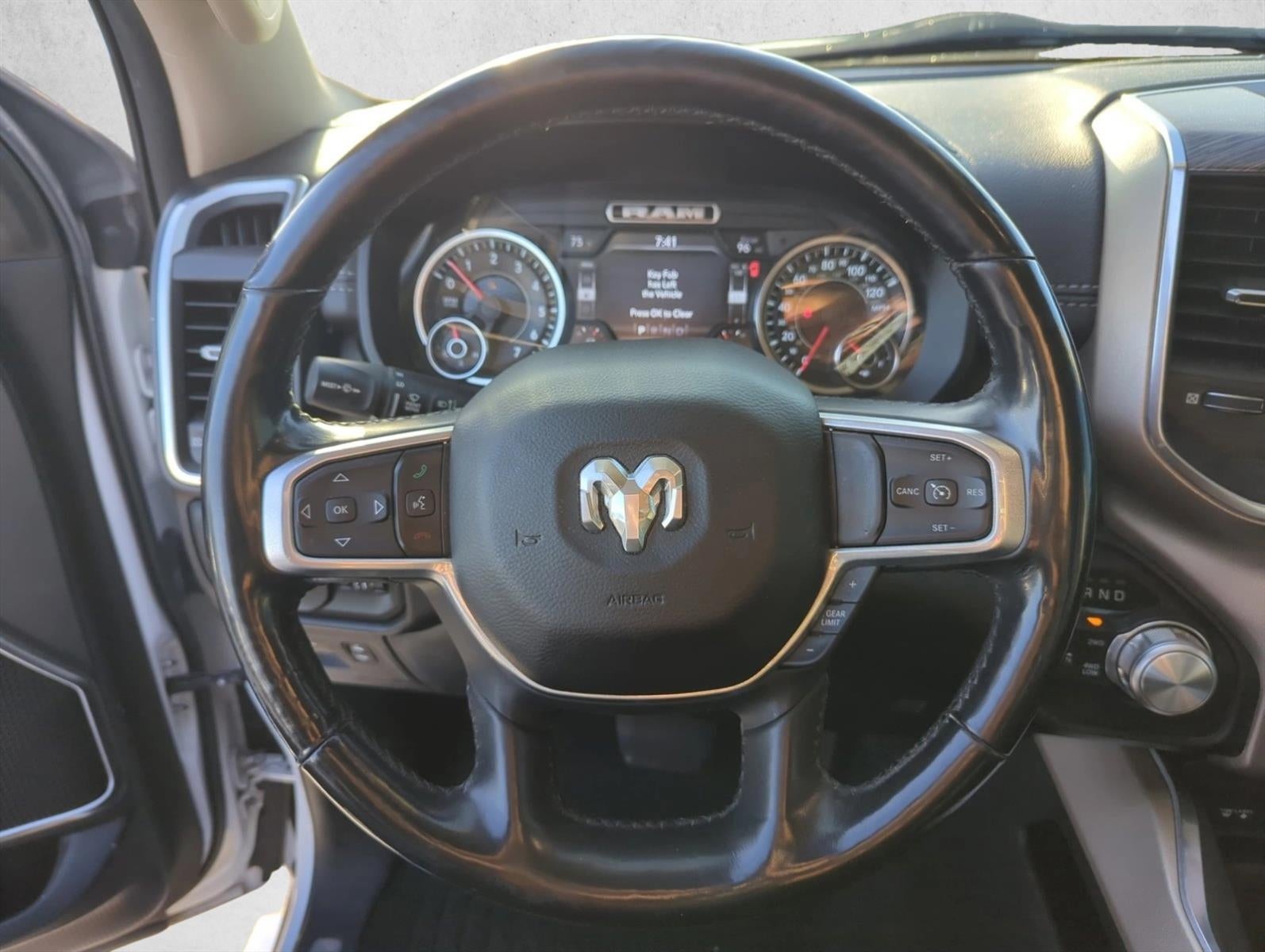 2019 RAM 1500 Laramie 4x4 Crew Cab 5'7" Box