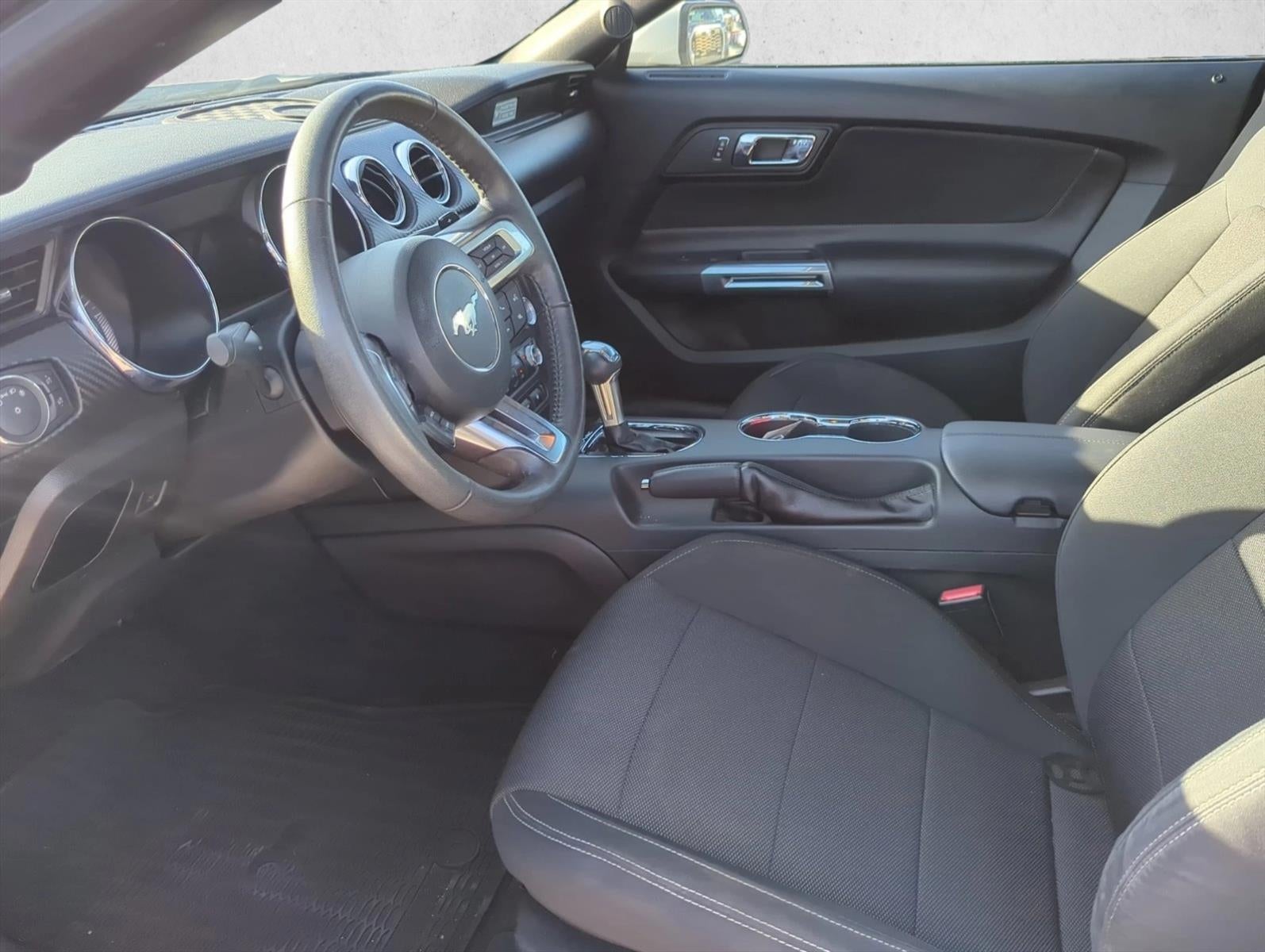 2017 Ford Mustang V6 Convertible