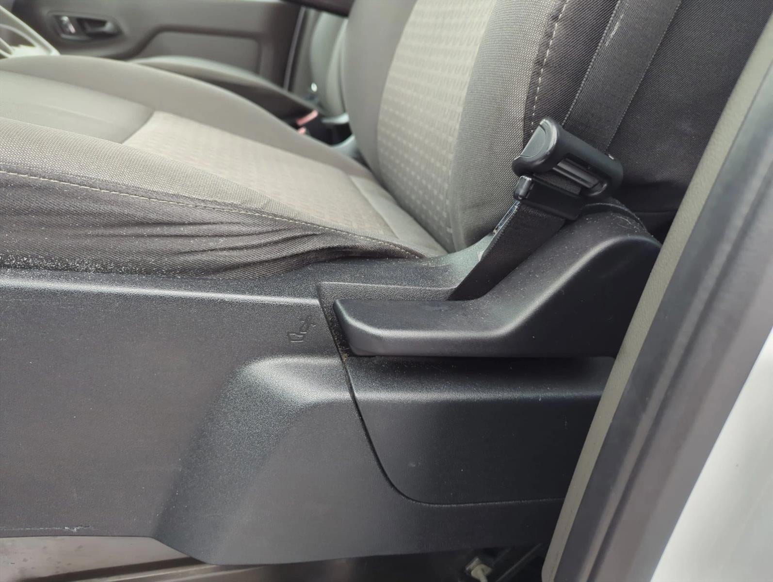 2022 Ford Transit Passenger Wagon T-350 148" Low Roof XLT RWD