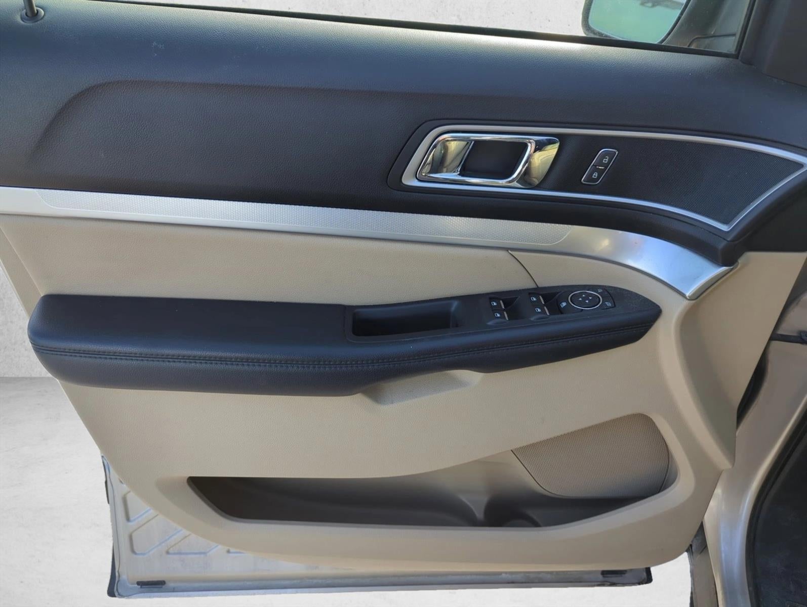 2017 Ford Explorer XLT FWD