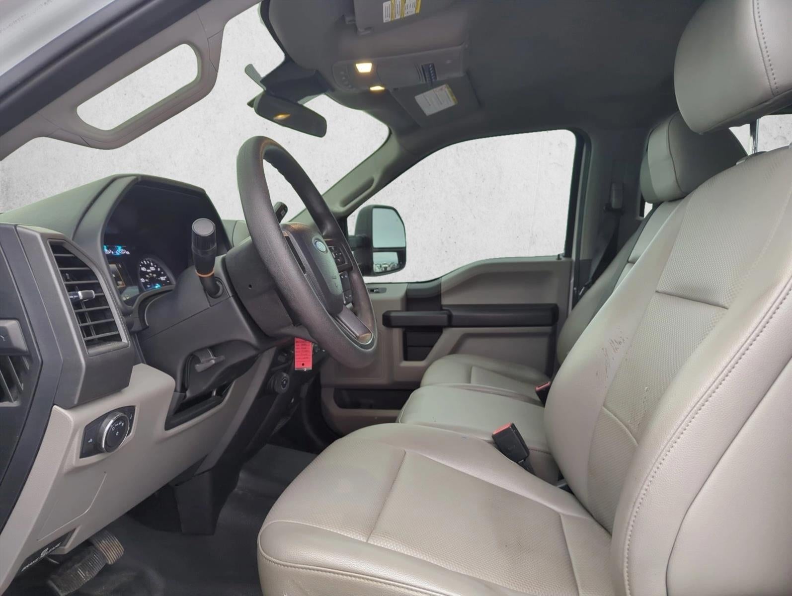 2021 Ford Super Duty F-450 DRW XL 4WD Crew Cab 8' Box