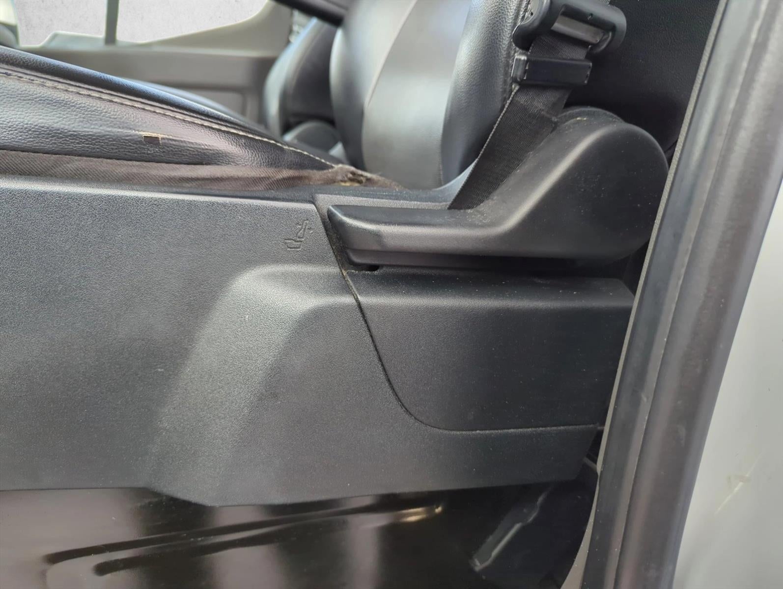 2021 Ford Transit Cargo Van T-250 148" Hi Rf 9070 GVWR RWD