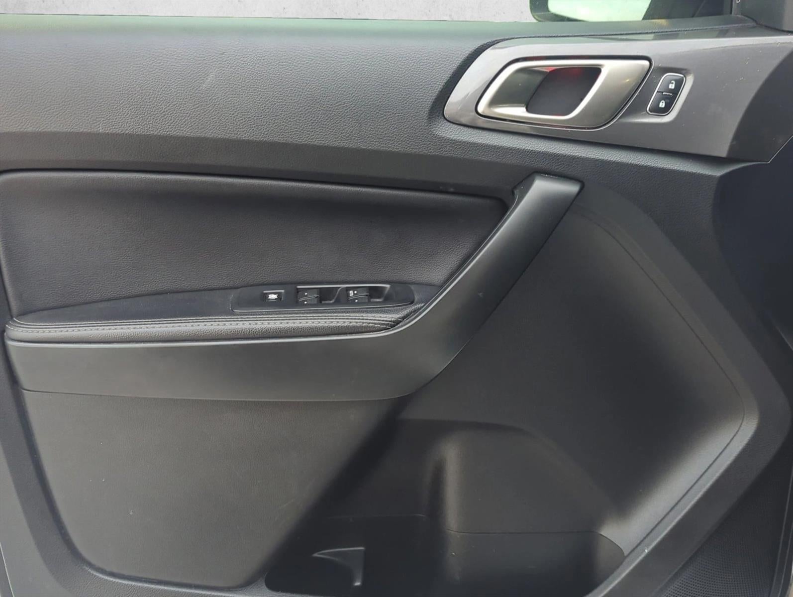 2020 Ford Ranger LARIAT 2WD SuperCrew 5' Box