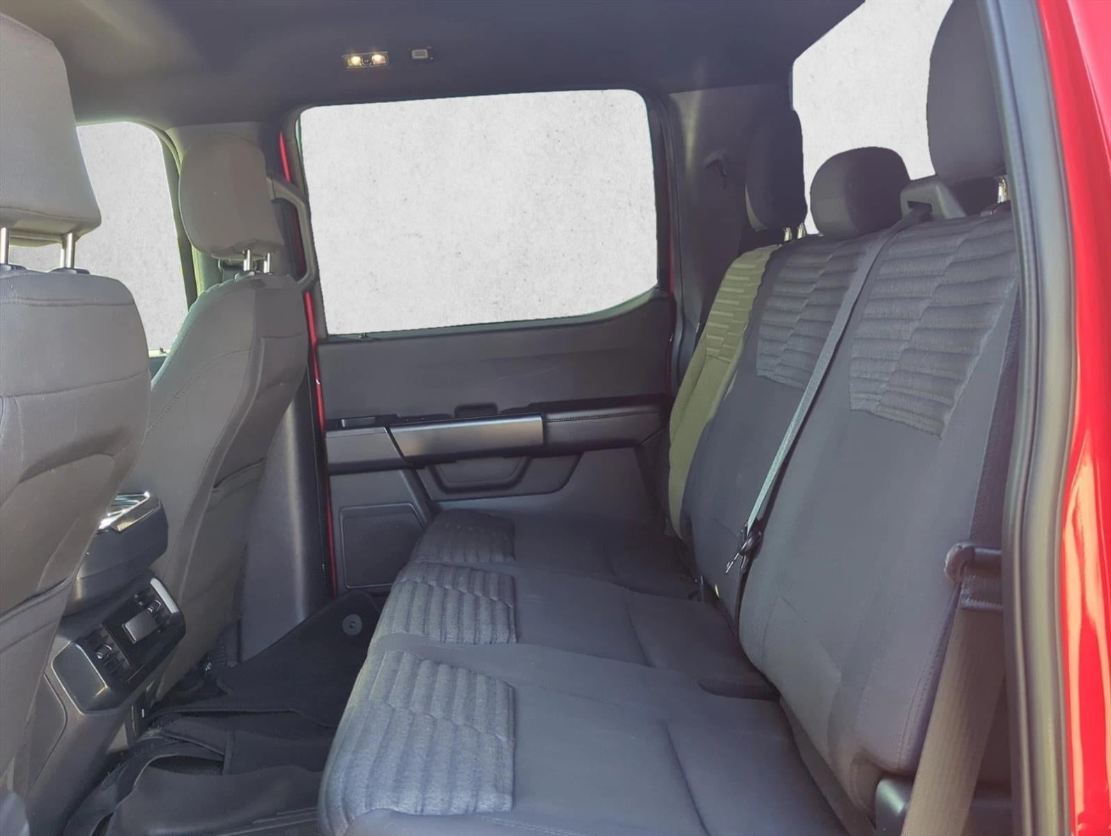 2022 Ford F-150 XL 2WD SuperCrew 5.5' Box