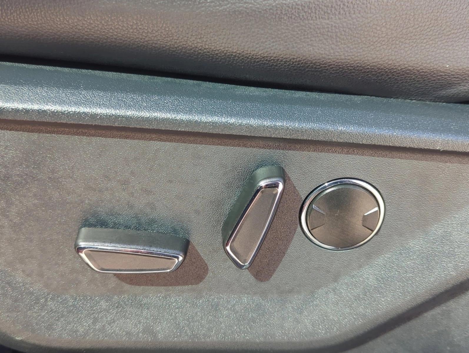 2025 Ford F-150 LARIAT 4WD SuperCrew 5.5' Box