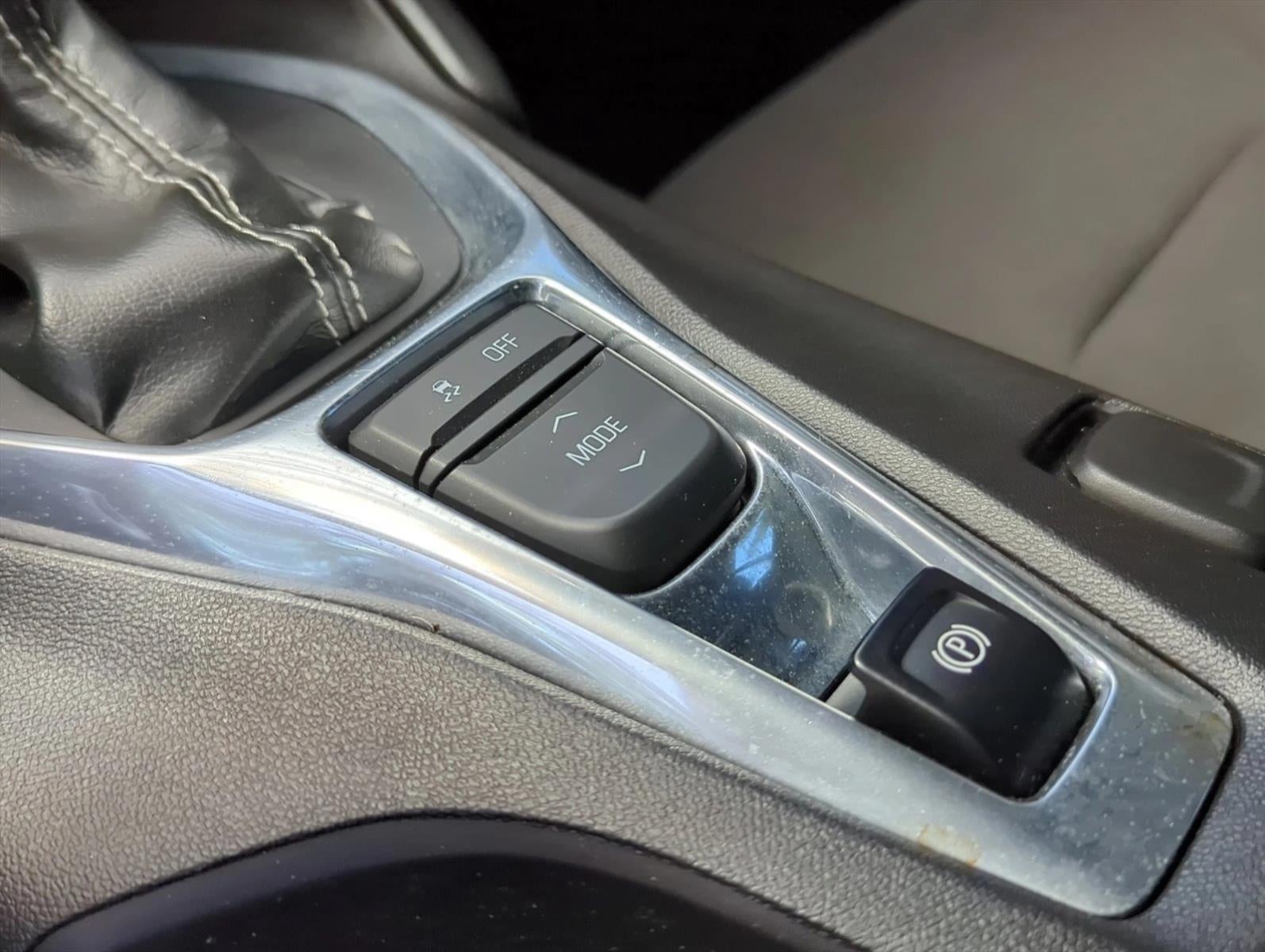 2019 Chevrolet Camaro 2dr Convertible 1LT