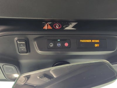 2019 Chevrolet Camaro 2dr Convertible 1LT