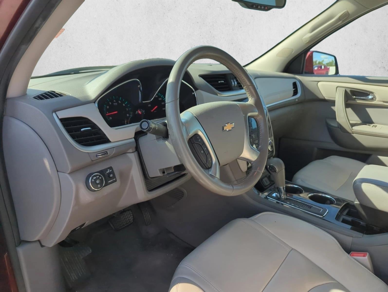 2017 Chevrolet Traverse FWD 2LT