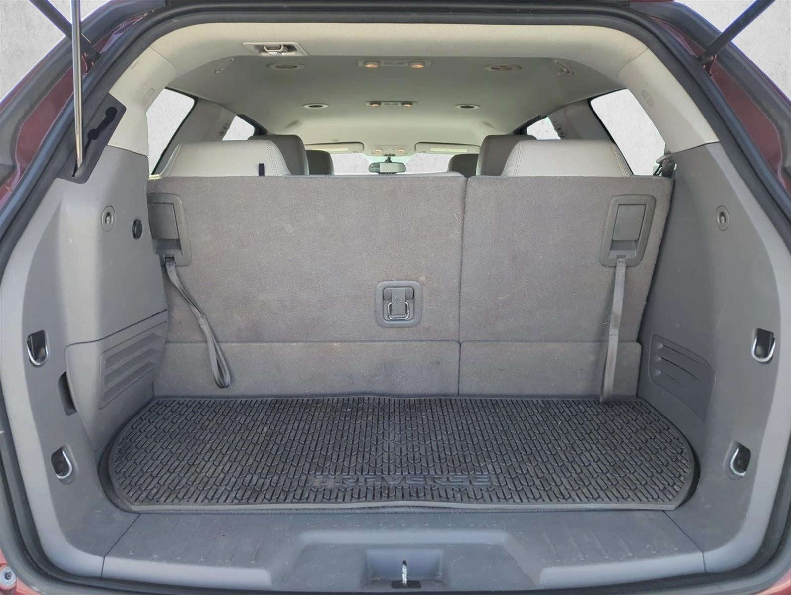 2017 Chevrolet Traverse FWD 2LT