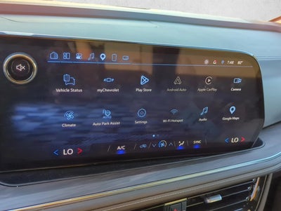 2025 Chevrolet Suburban 4WD LS