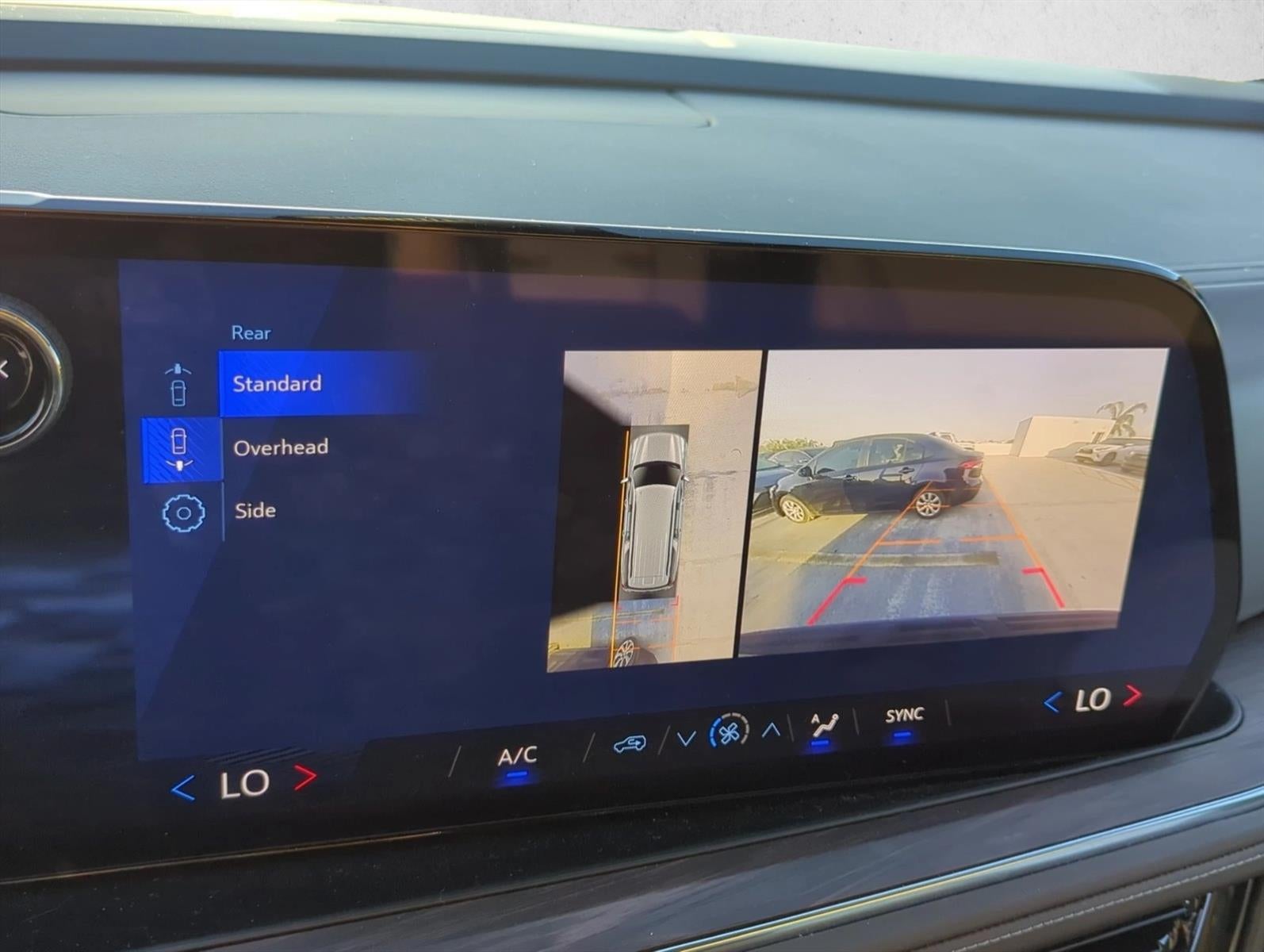 2025 Chevrolet Suburban 4WD LS