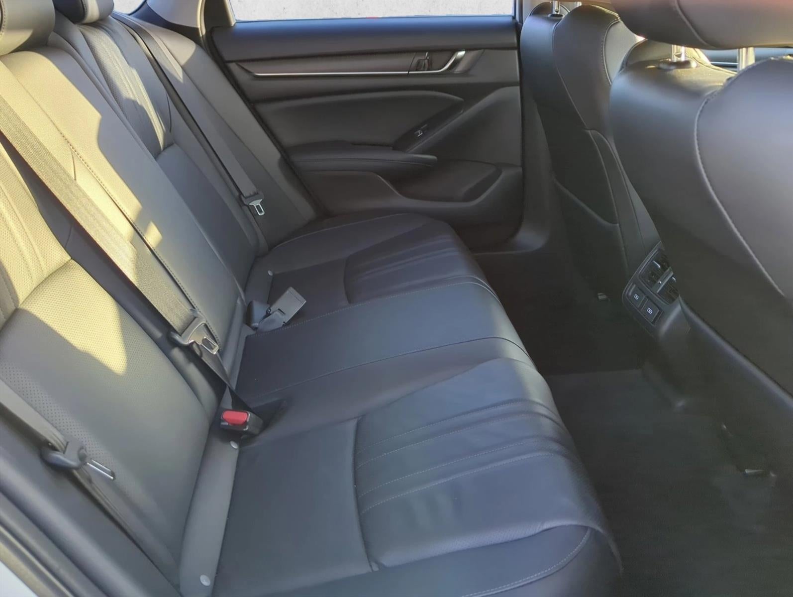 2022 Honda Accord Sedan EX-L 1.5T CVT