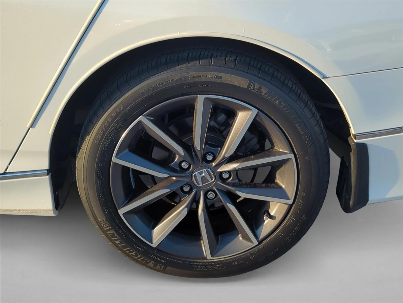 2022 Honda Accord Sedan EX-L 1.5T CVT