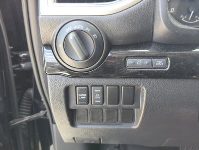 2021 Nissan Titan 4x2 Crew Cab SV