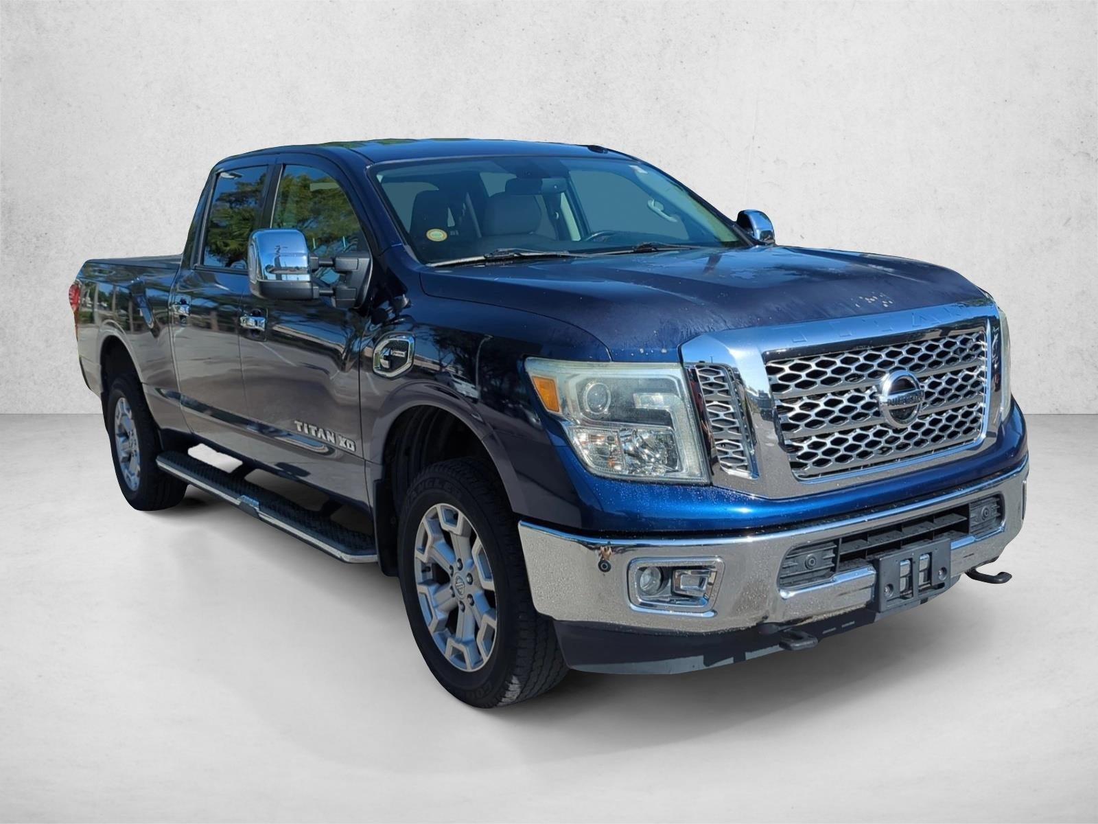 2016 Nissan Titan XD 4WD Crew Cab SL Diesel