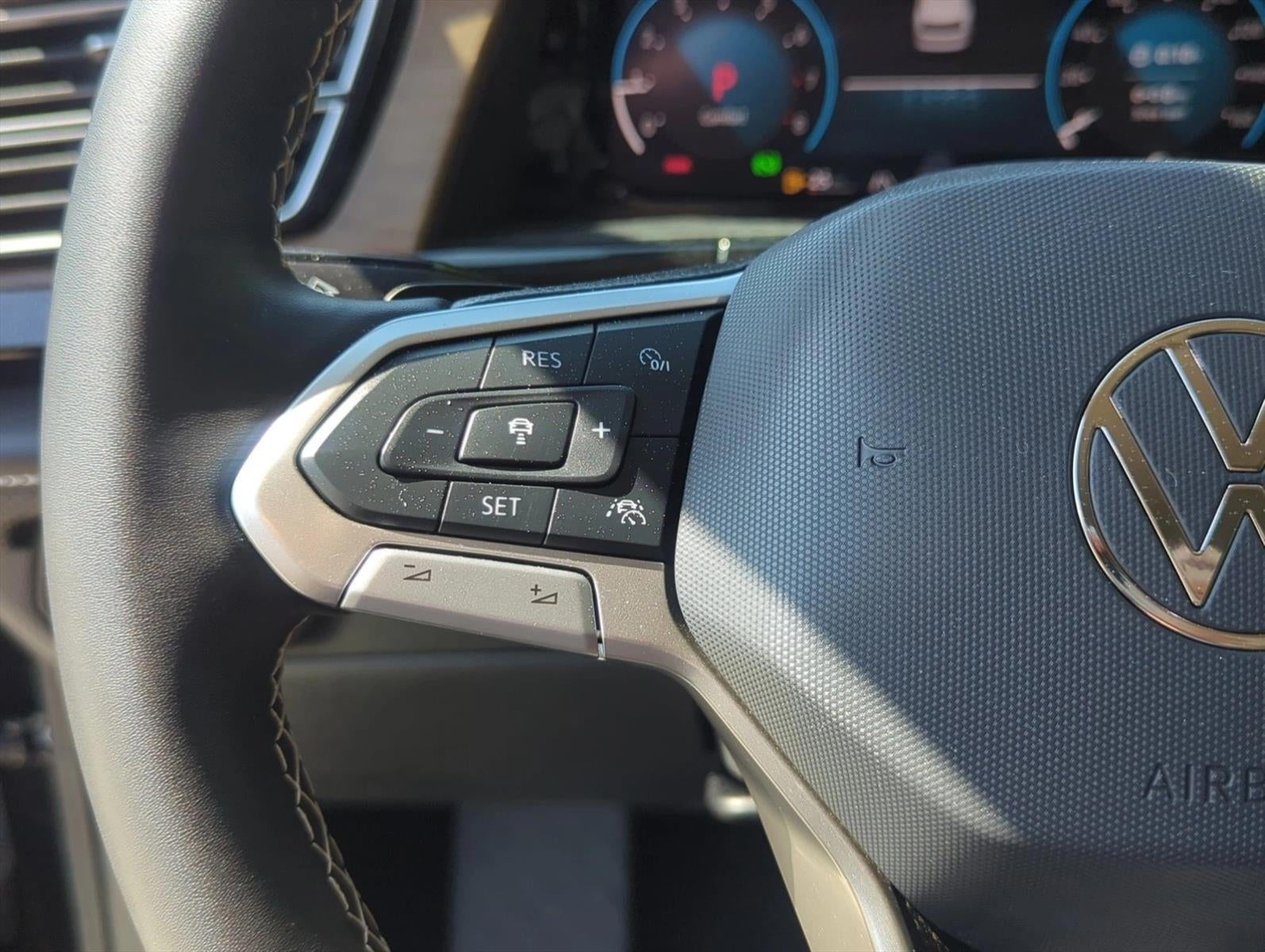 2024 Volkswagen Atlas 2.0T SE FWD