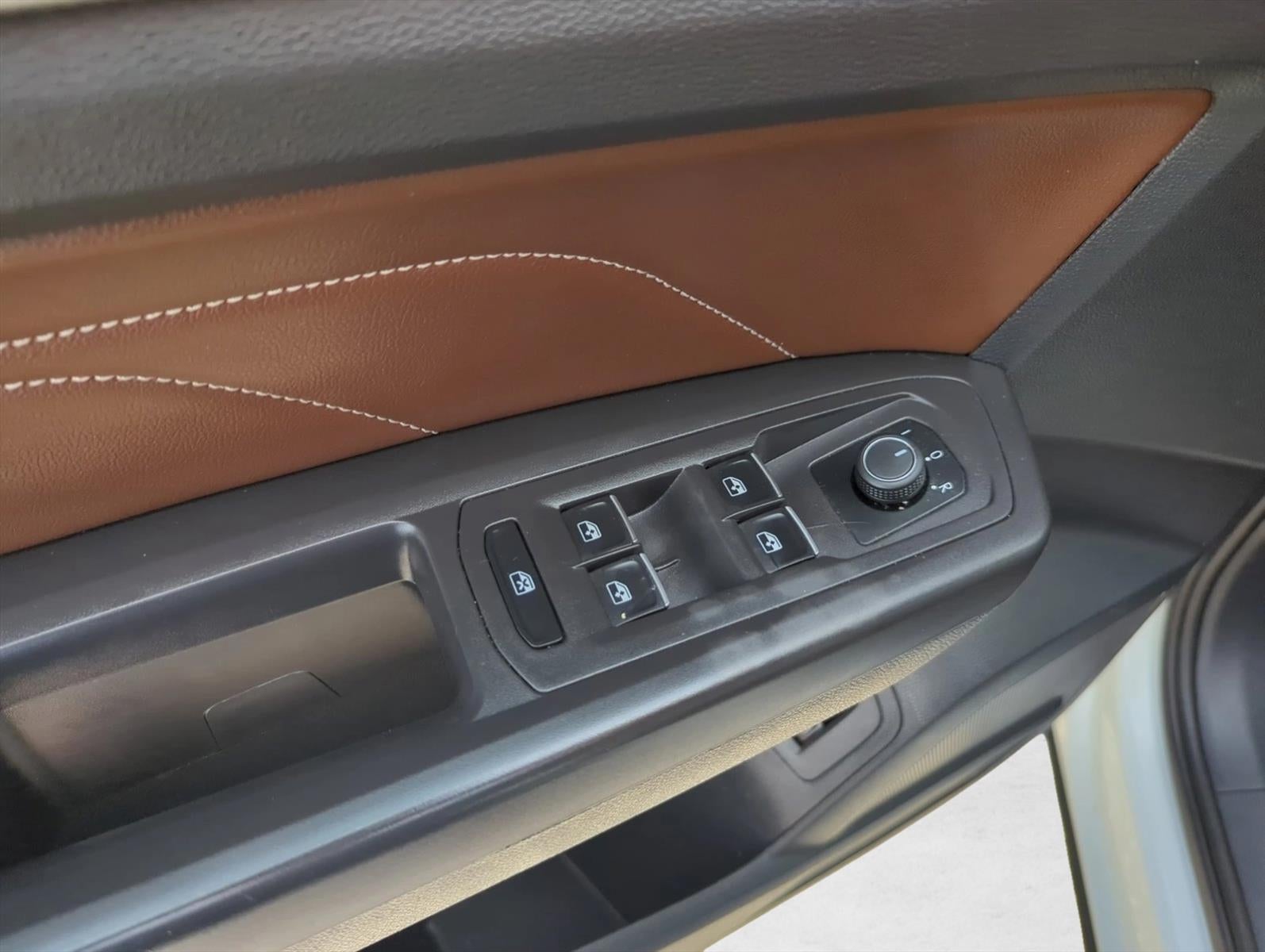 2023 Volkswagen Atlas 3.6L V6 SE w/Technology FWD