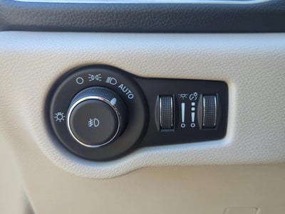 2022 Chrysler Pacifica Hybrid Limited FWD