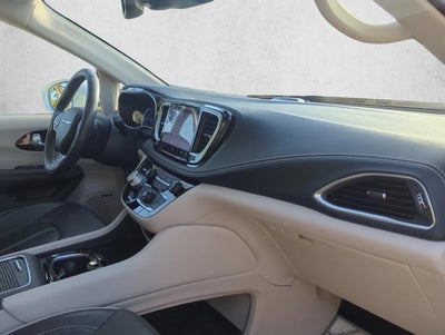 2022 Chrysler Pacifica Hybrid Limited FWD